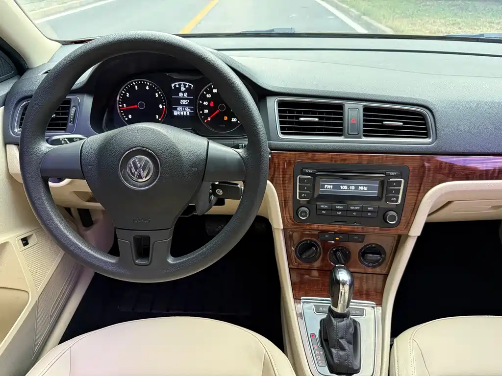 Volkswagen Lavida — миниатюра 12