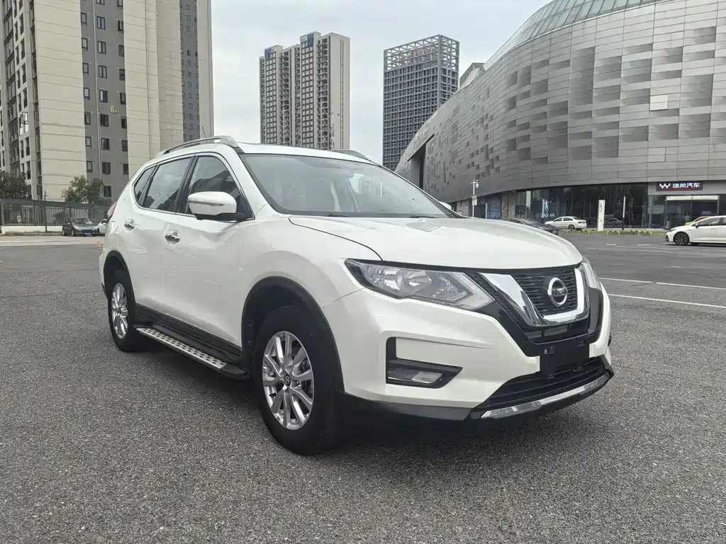 Nissan X-Trail — миниатюра 8