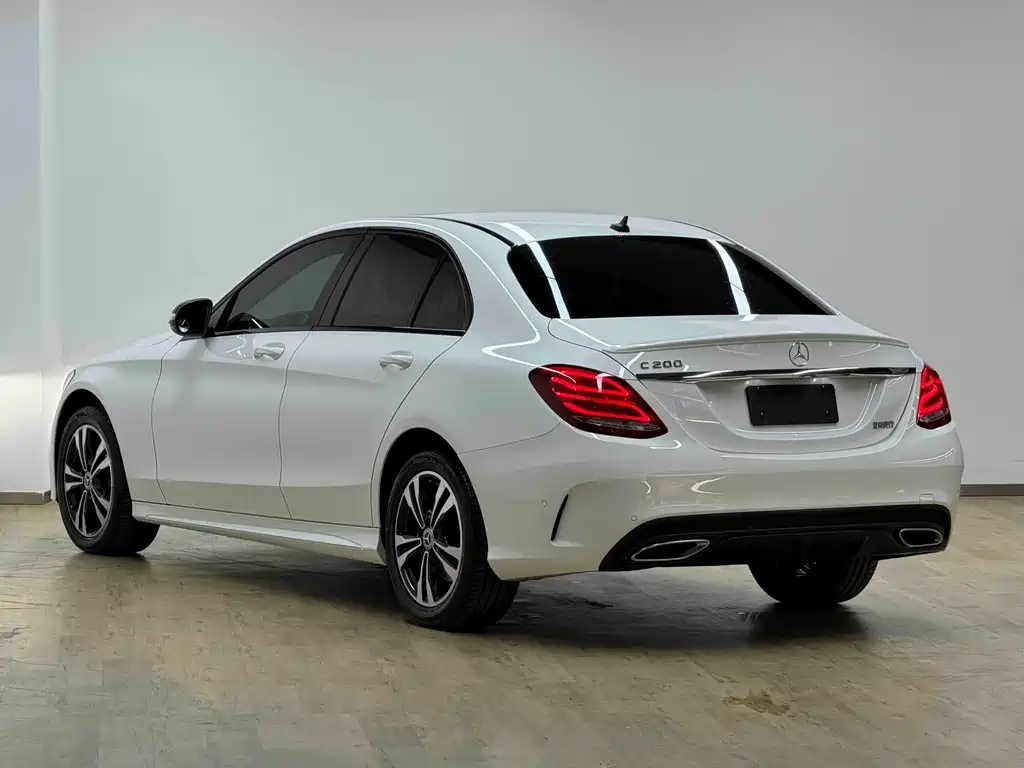 Mercedes-Benz C-Class — миниатюра 29