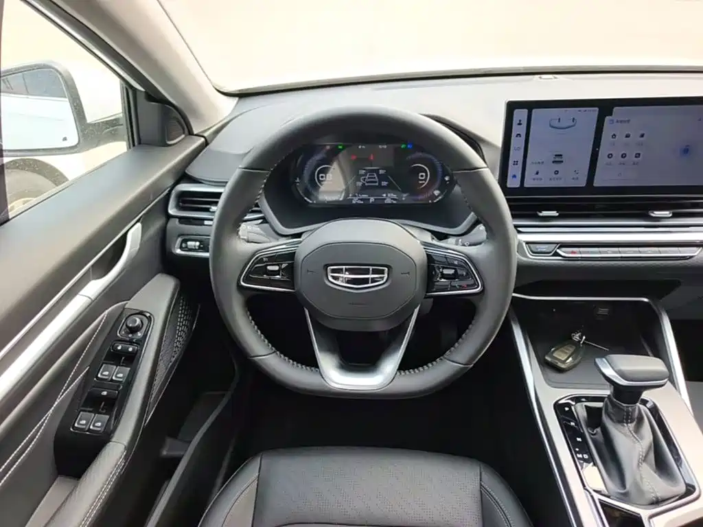 Geely Emgrand — миниатюра 11