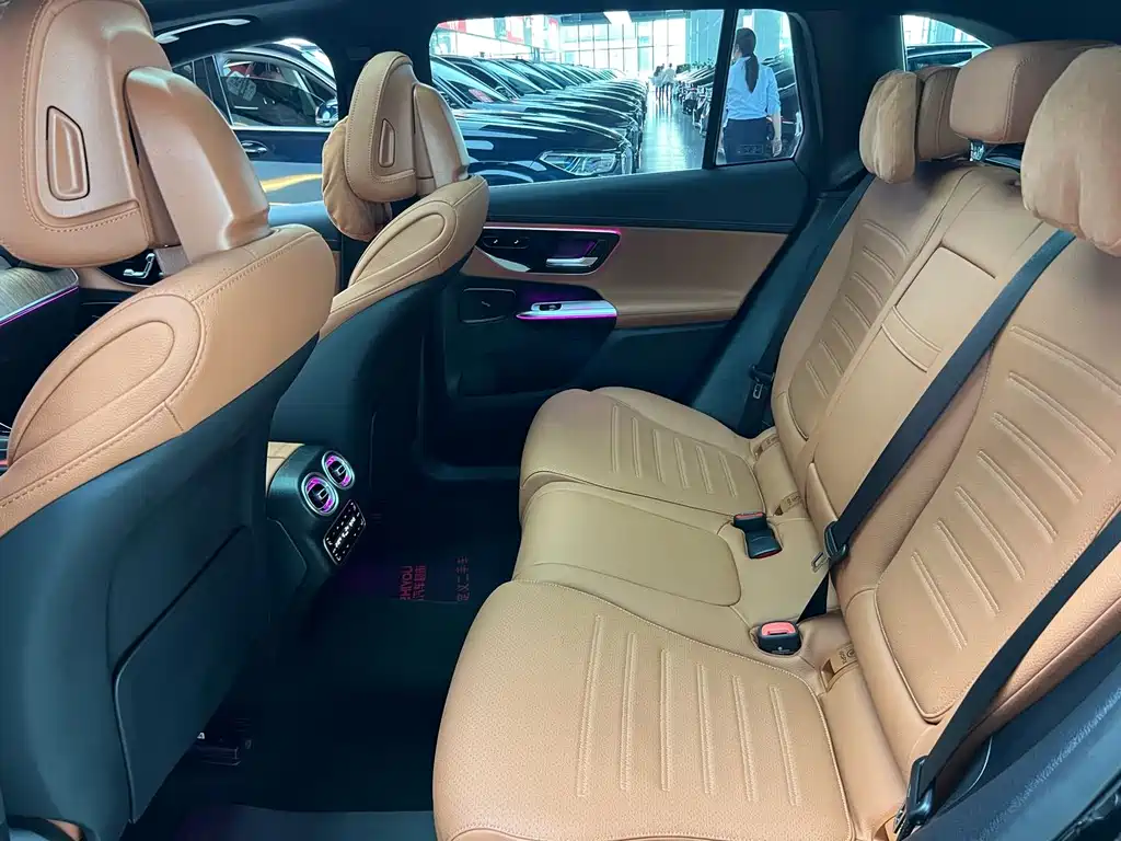 Mercedes-Benz GLC 2025 GLC 300 L 4MATIC 5 мест