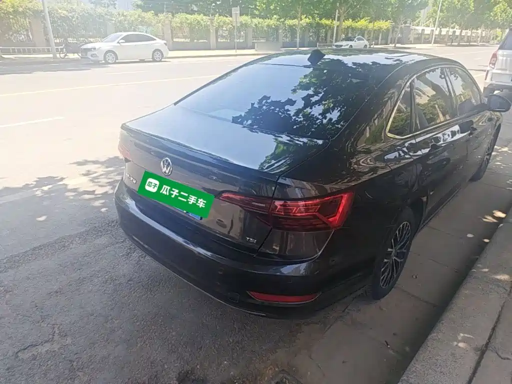 Volkswagen Sagitar 2019 280TSI DSG Comfort VI