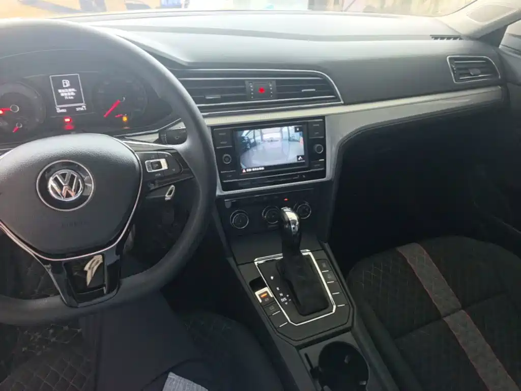 Volkswagen Lamando — миниатюра 10