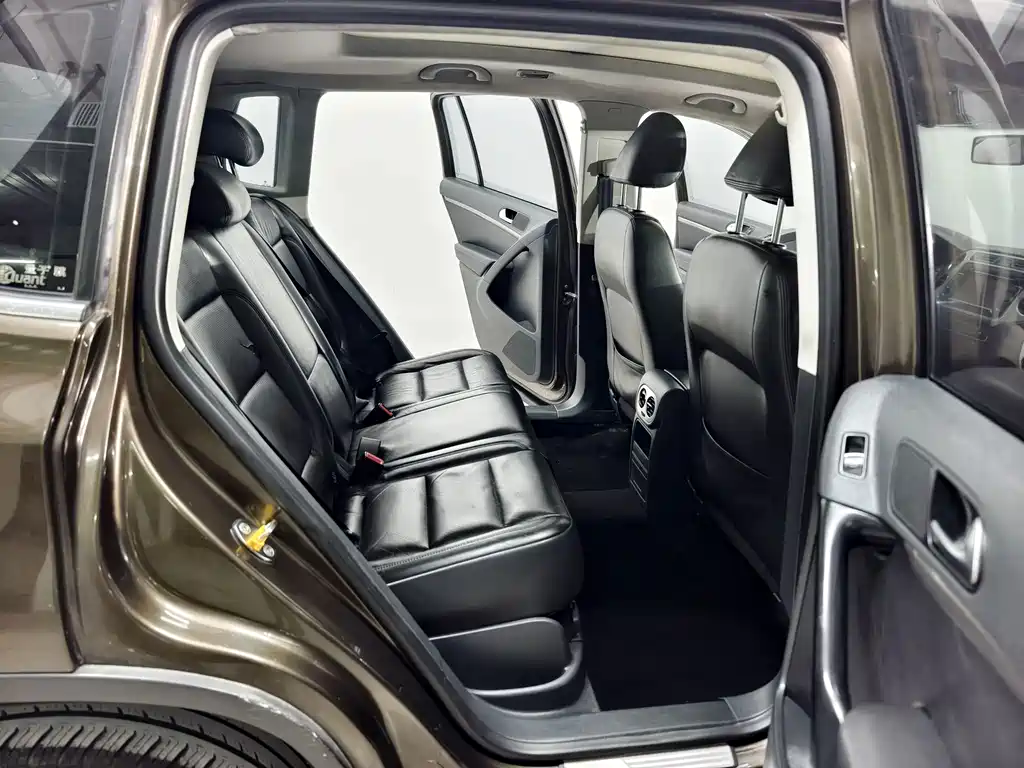 Volkswagen Tiguan — миниатюра 16