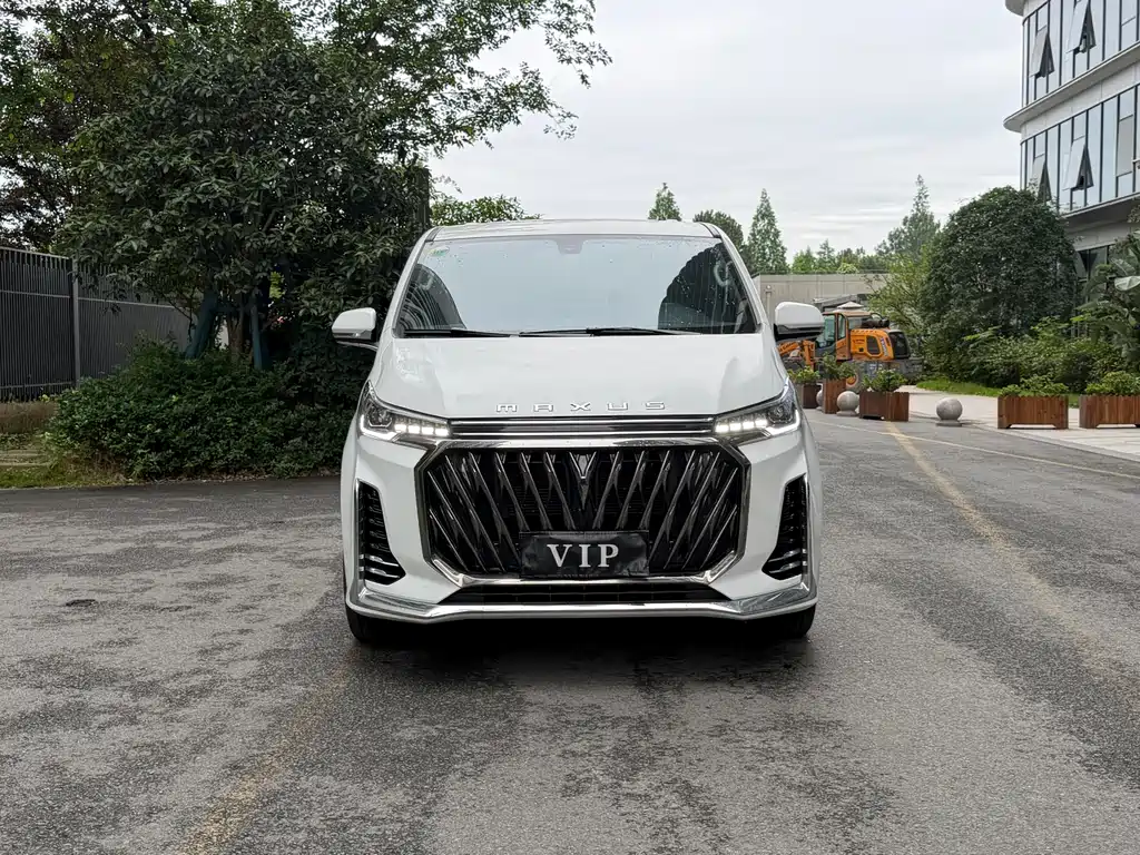 Maxus G20 G20 2023 Рестайлинг PLUS 2.0T Автомат