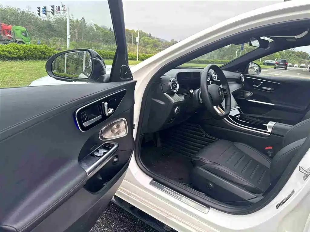 Mercedes-Benz C-Class - фото 6