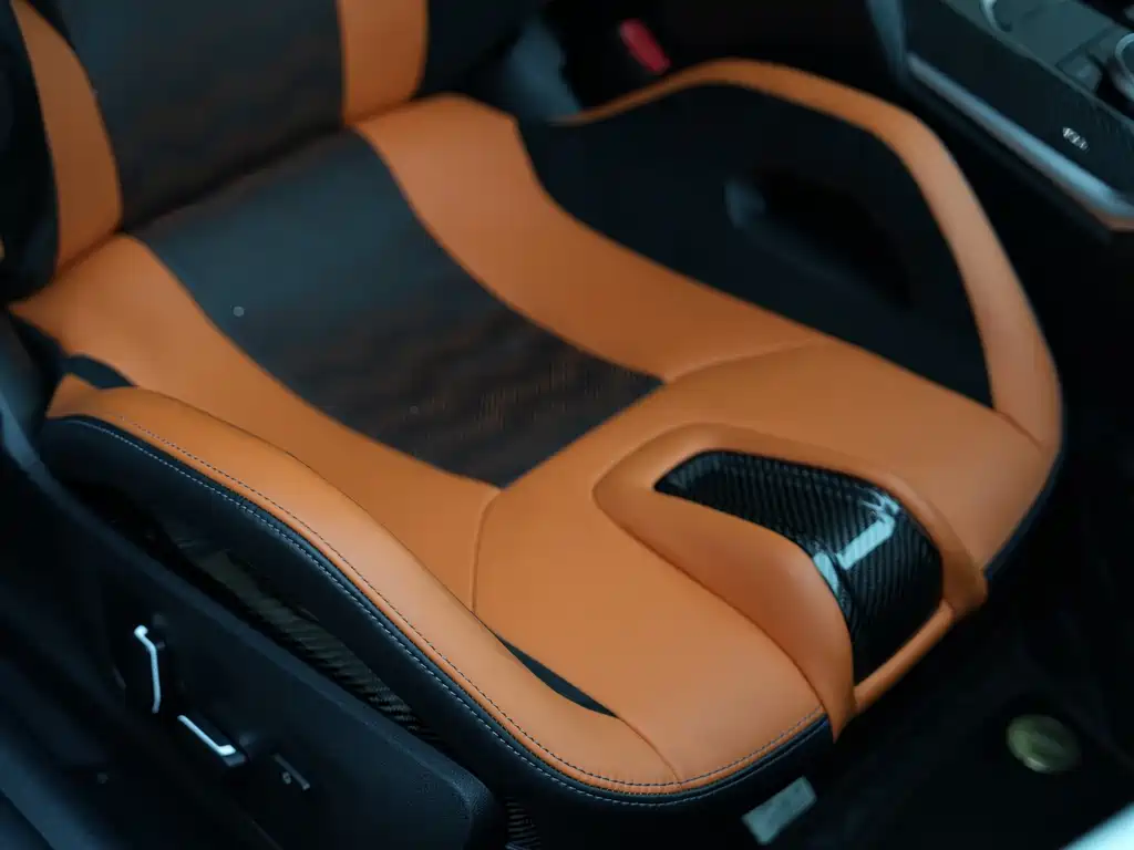 BMW M4 — миниатюра 13