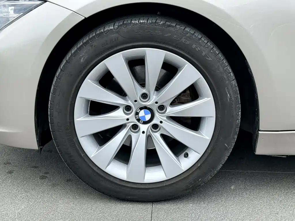 BMW 3 Series 3 2017 318Li Fashion