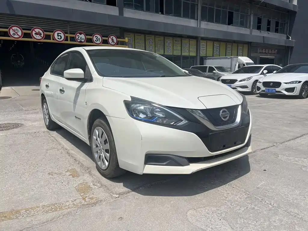 Nissan Sylphy EV — миниатюра 3
