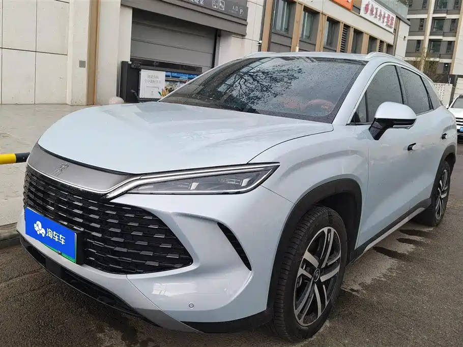 Byd L DM-i 2025