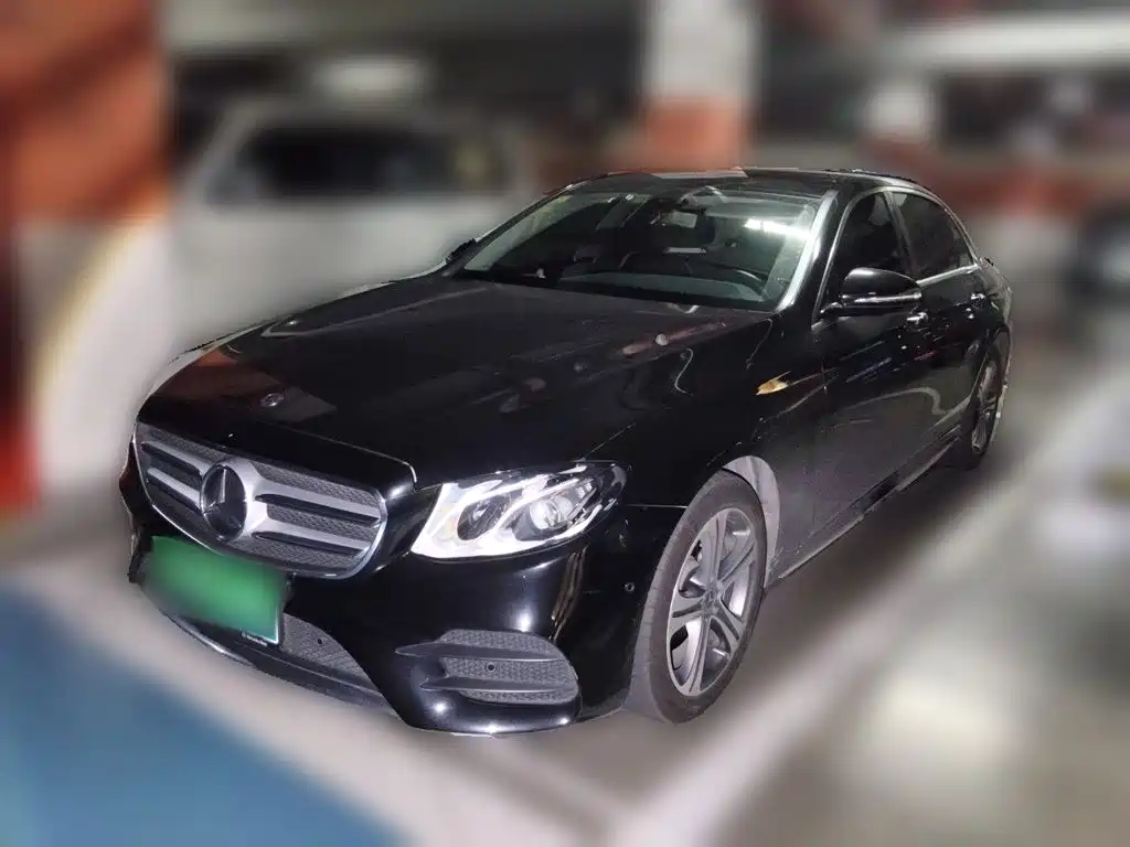 Mercedes-Benz E-Class — миниатюра 2