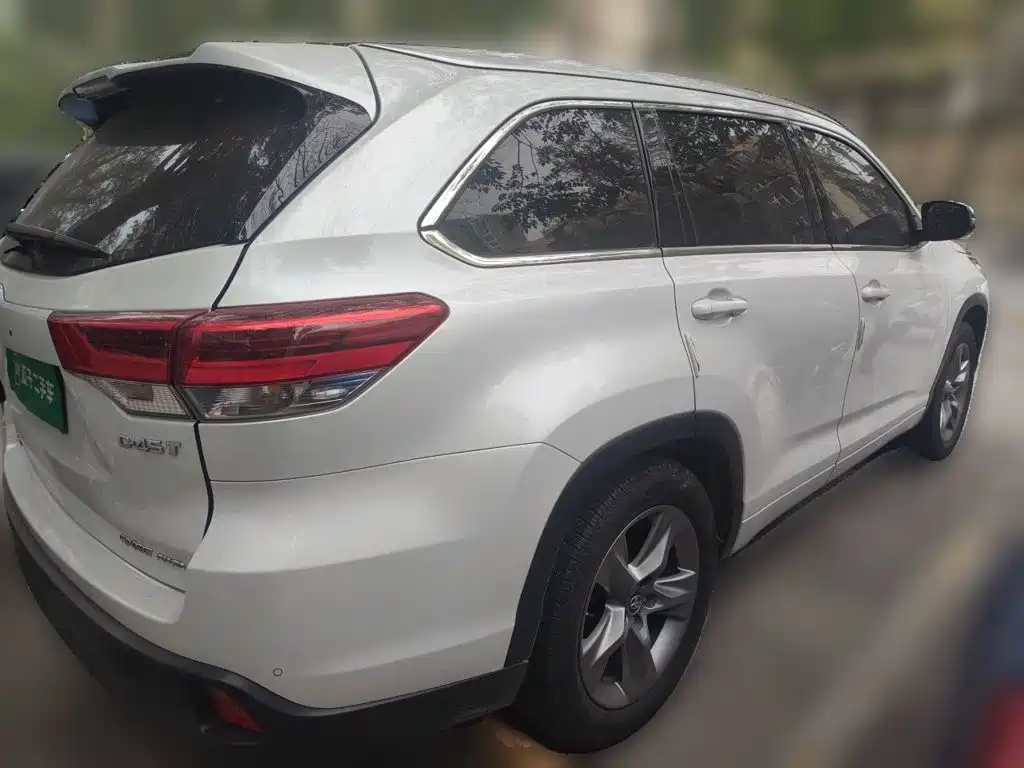 Toyota Highlander — миниатюра 4