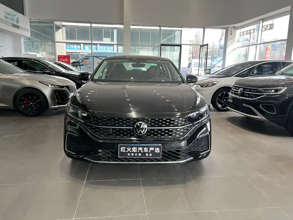 Volkswagen Passat 2022