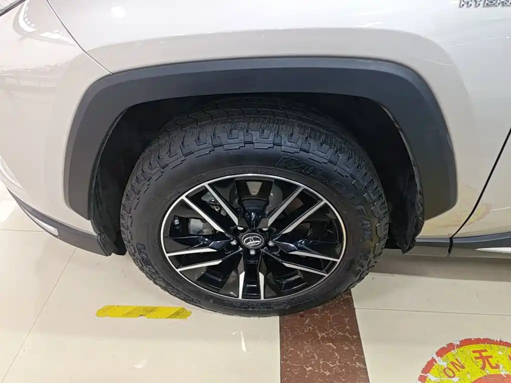 Toyota Wildlander New Energy — миниатюра 23