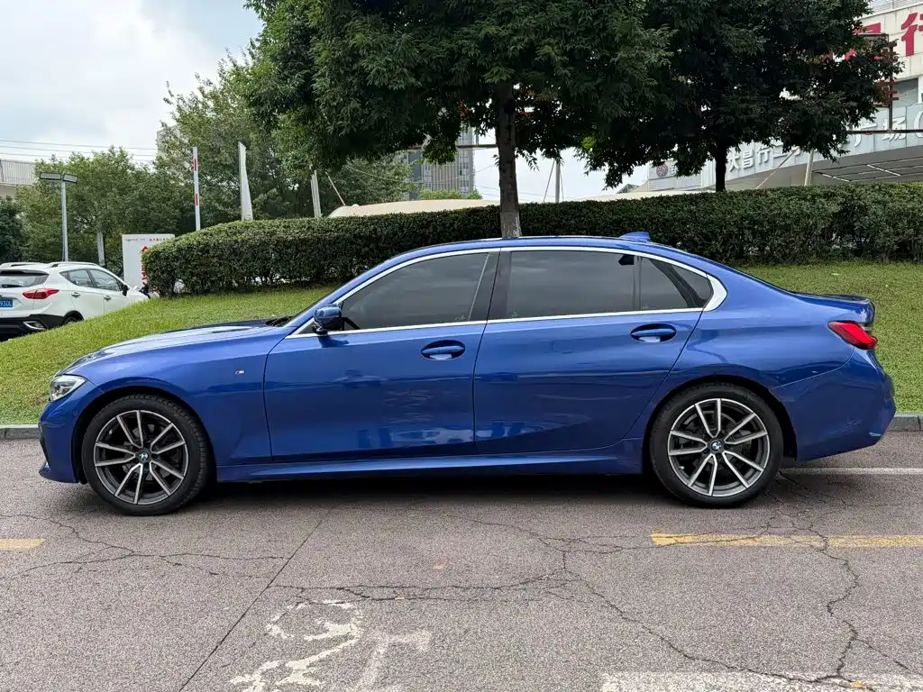 BMW 3 Series — миниатюра 3