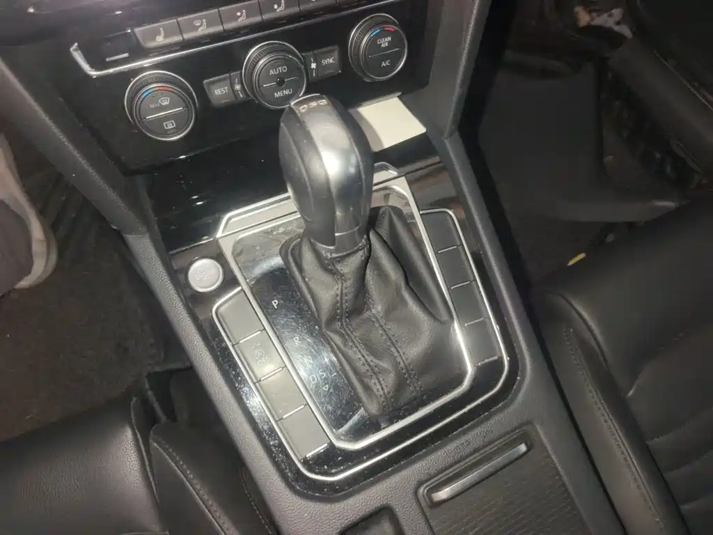 Volkswagen Magotan — миниатюра 7