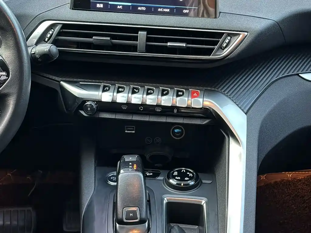Peugeot 4008 — миниатюра 7