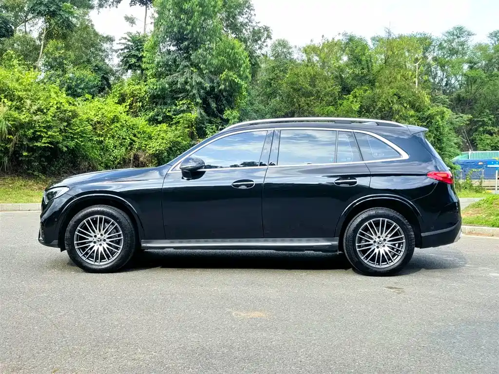 Mercedes-Benz GLC 2024 GLC 300 L 4MATIC 5 мест