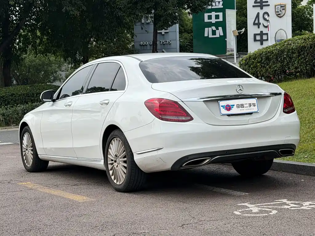 Mercedes-Benz C-Class — миниатюра 4