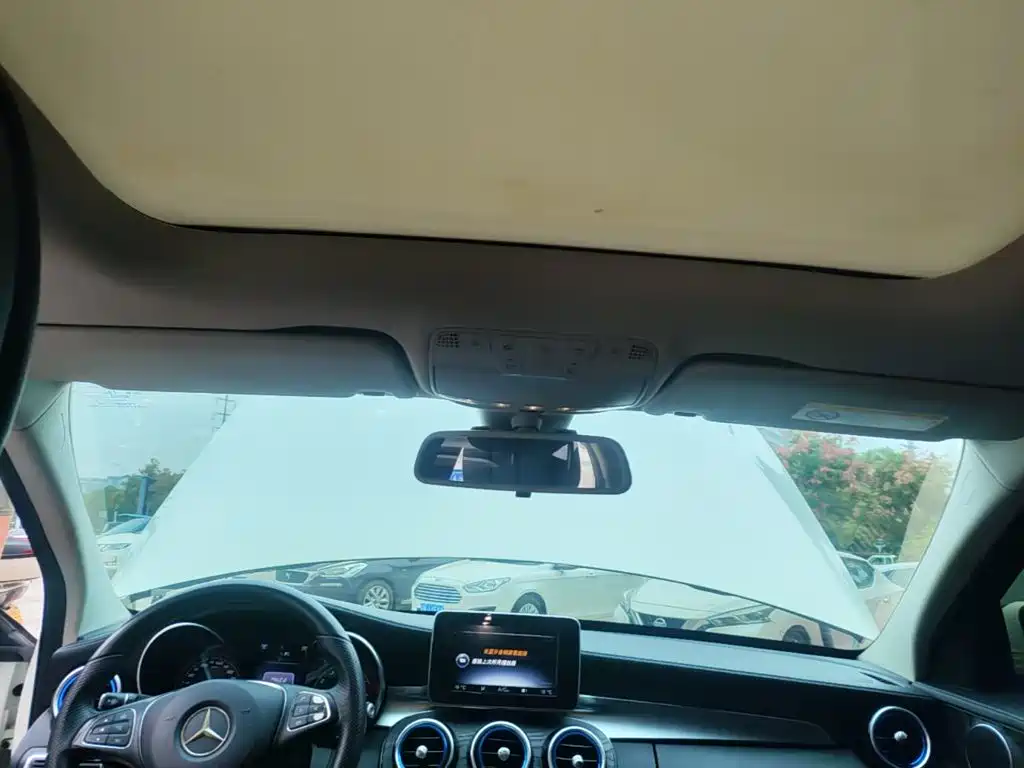 Mercedes-Benz C-Class — миниатюра 18