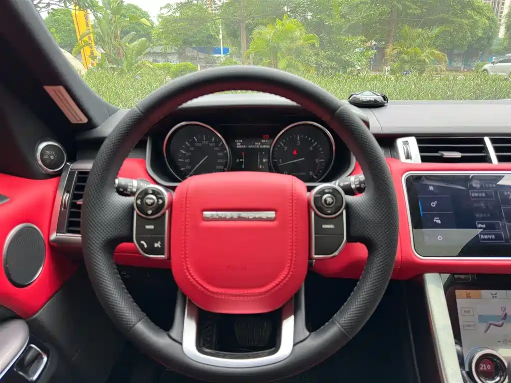 Land Rover Range Rover Sport 2015 3.0T