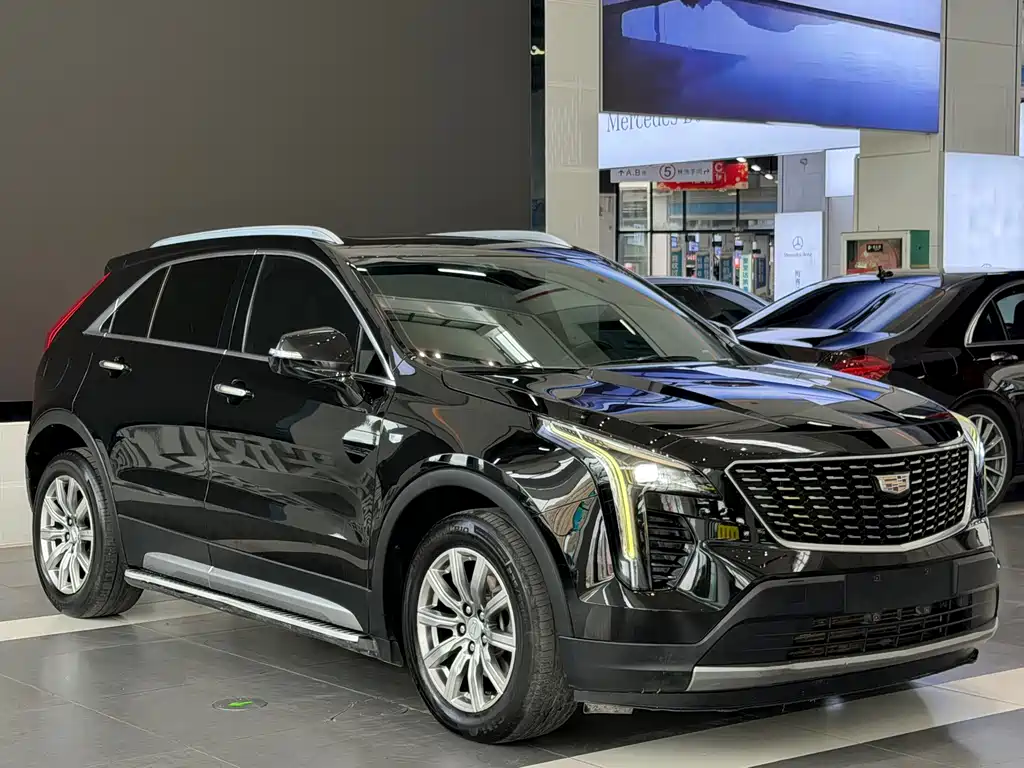 Cadillac XT4 2020 28T Lead