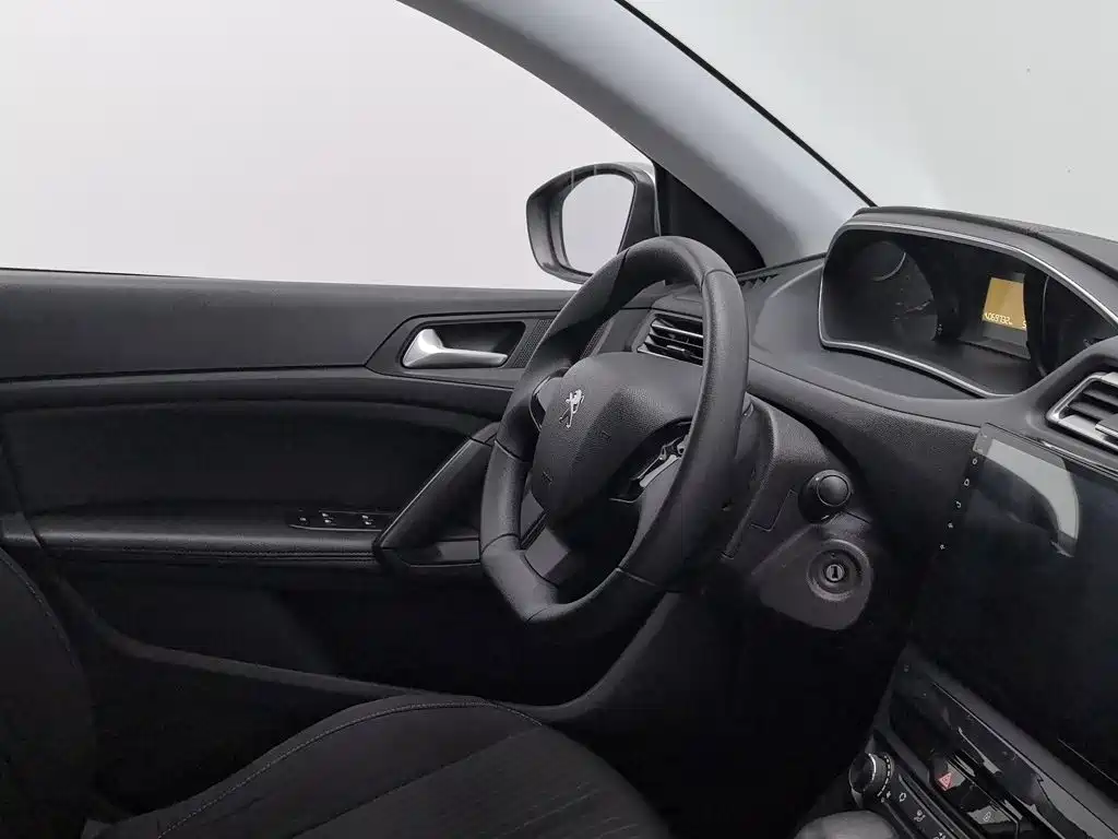 Peugeot 308 — миниатюра 22