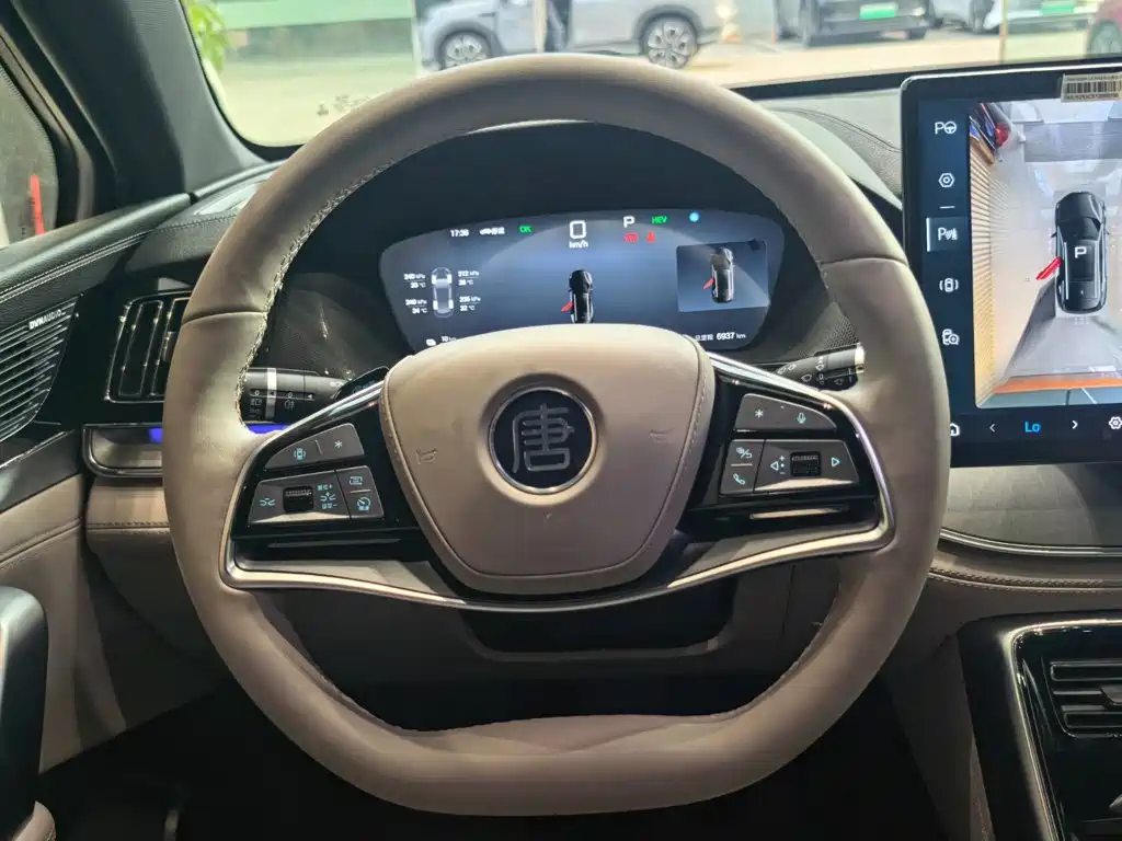 BYD Tang New Energy — миниатюра 9