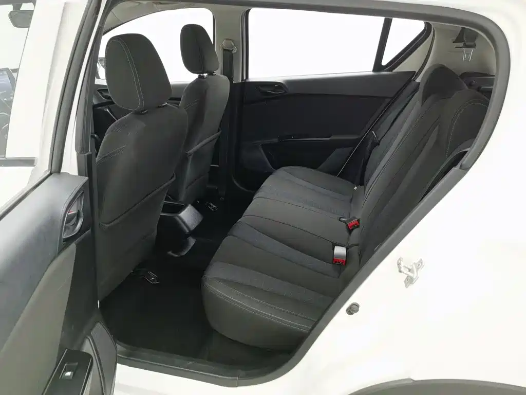 Baojun 310 — миниатюра 15