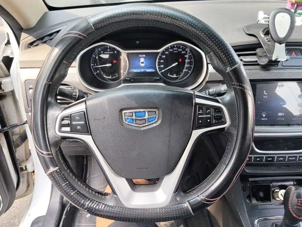Geely Emgrand — миниатюра 11