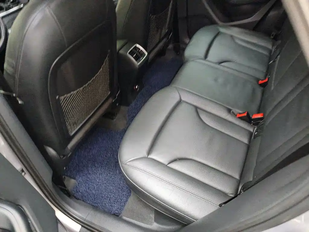 Audi Q3 — миниатюра 13