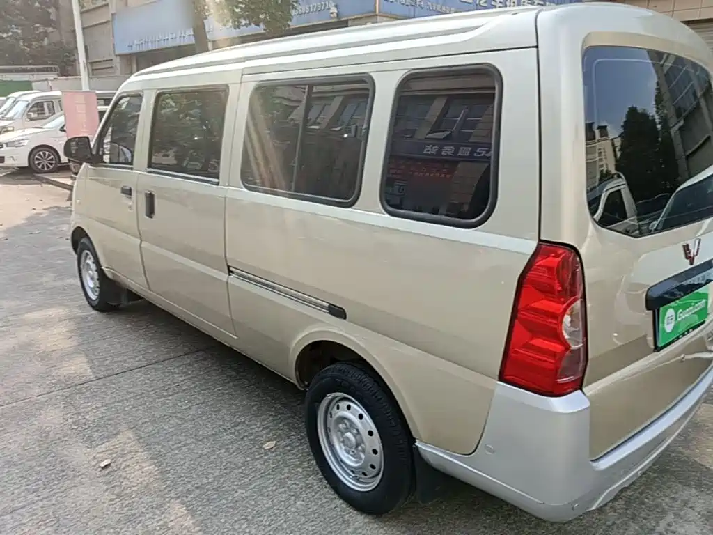 Wuling Rongguang — миниатюра 5