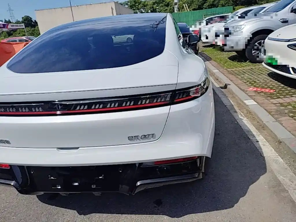 Dongfeng eπ007 2025 230Pro