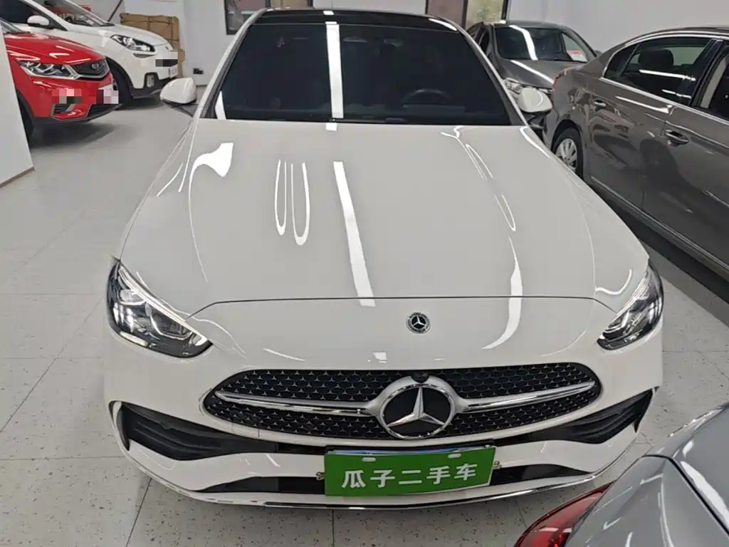 Mercedes-Benz C-Class — миниатюра 3