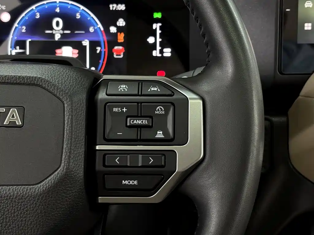 Toyota Prado — миниатюра 18