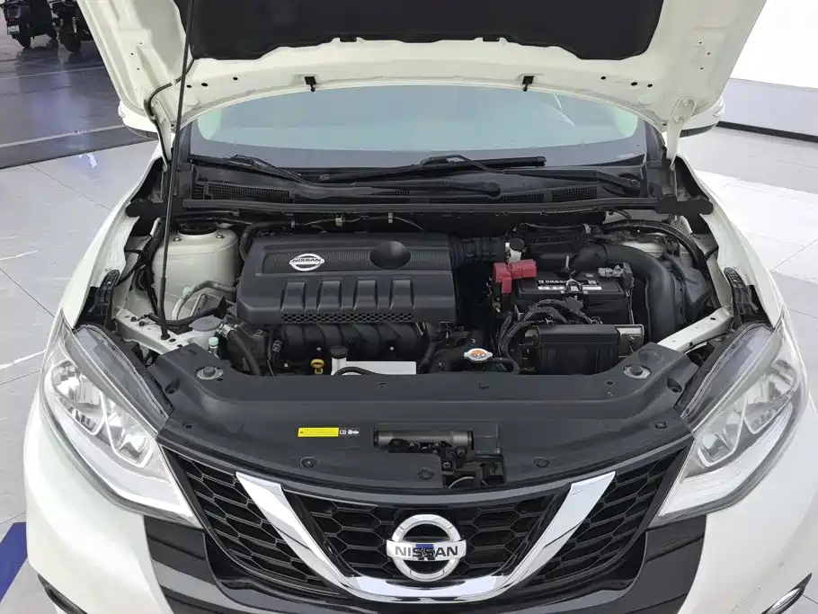 Nissan Tiida — миниатюра 10