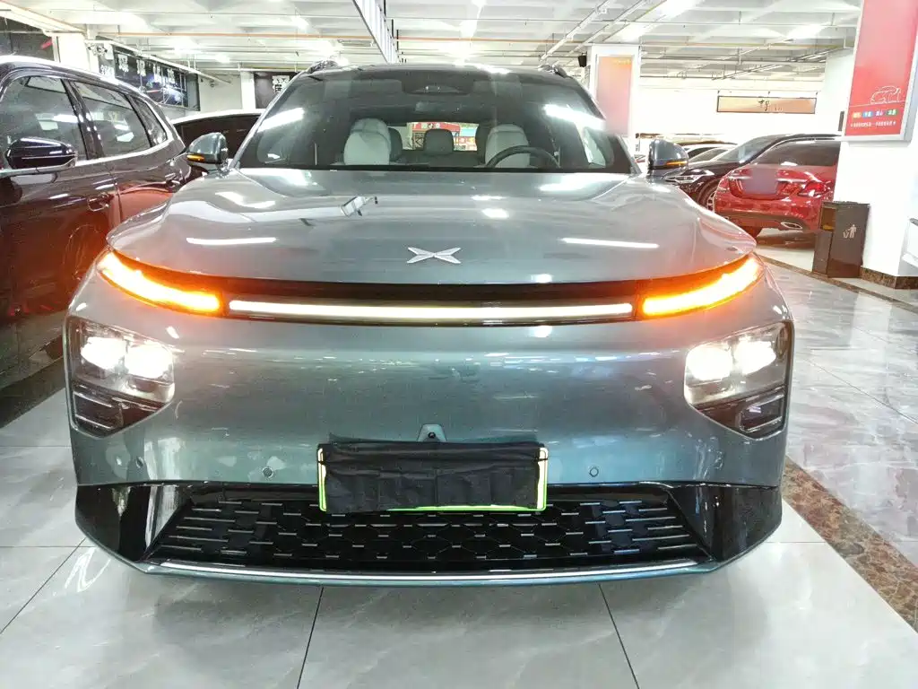 XPeng G9 — миниатюра 3