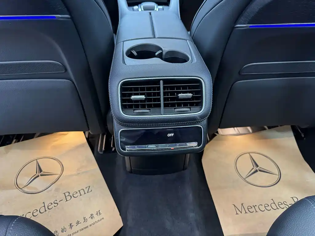 Mercedes-Benz GLE (Import) — миниатюра 16
