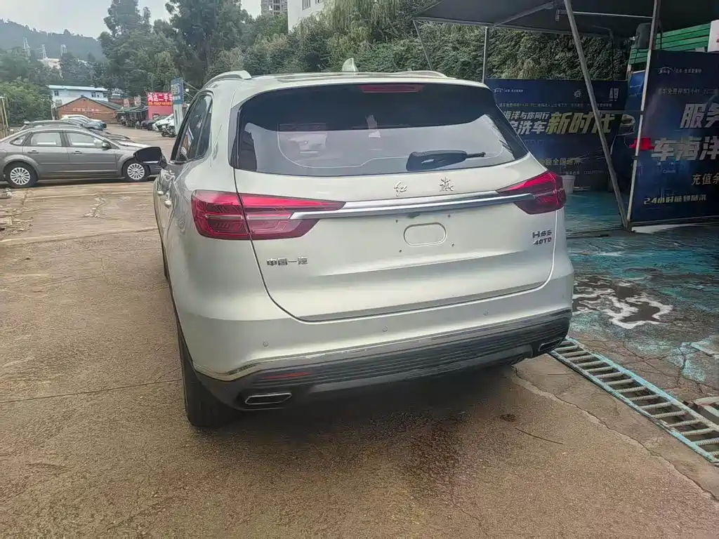 Hongqi Hongqi HS5 — миниатюра 9