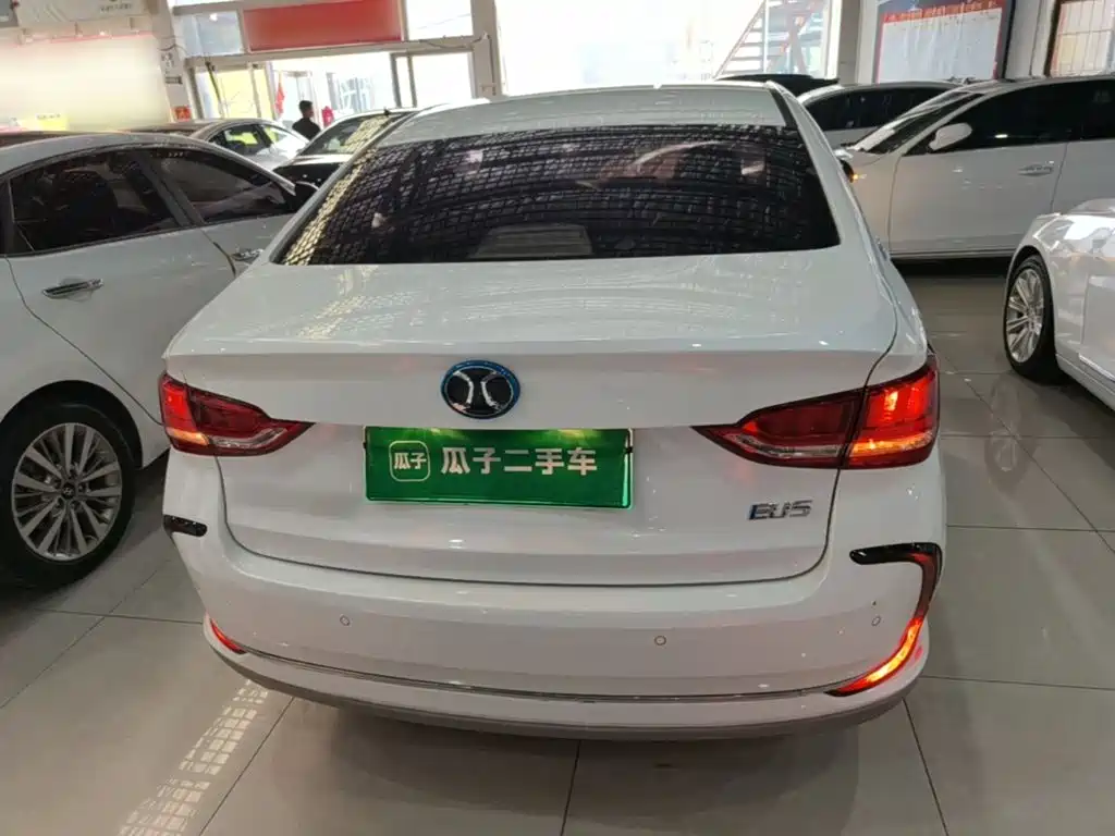 BAIC EU5 — миниатюра 6