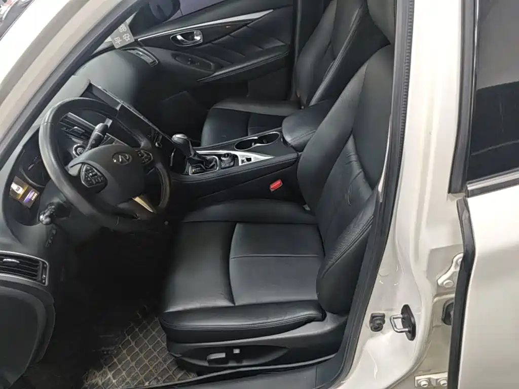 Infiniti Q50L — миниатюра 15
