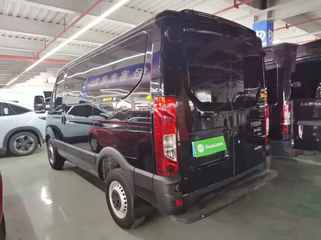 IVECO Ousheng — миниатюра 5