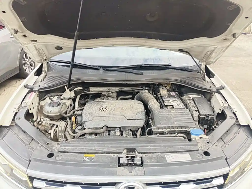 Volkswagen Tiguan L — миниатюра 20
