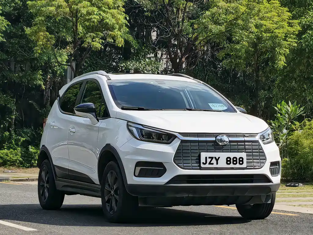 BYD Yuan EV — миниатюра 3