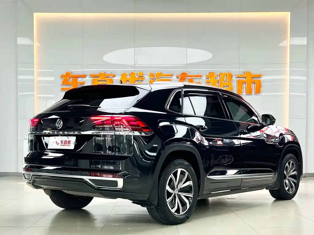 Volkswagen Teramont — миниатюра 5