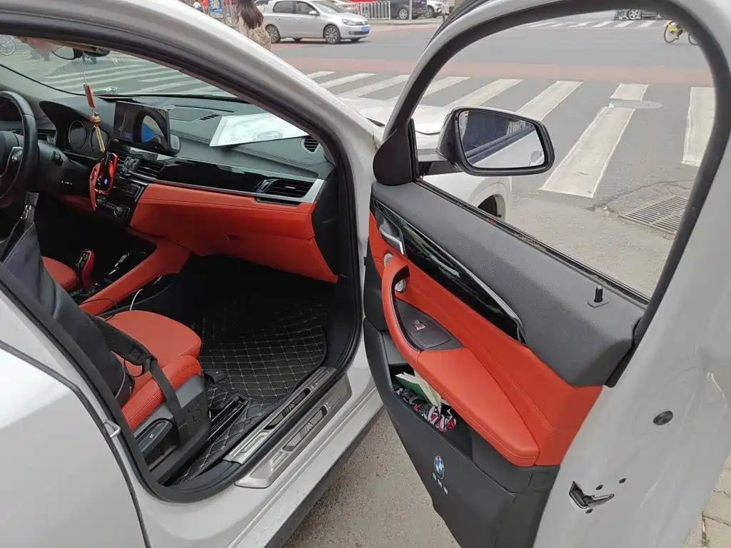 BMW X2 — миниатюра 22