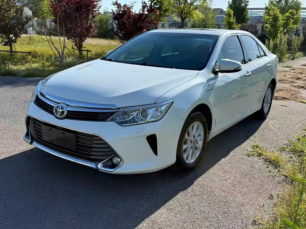 Toyota Camry 2016