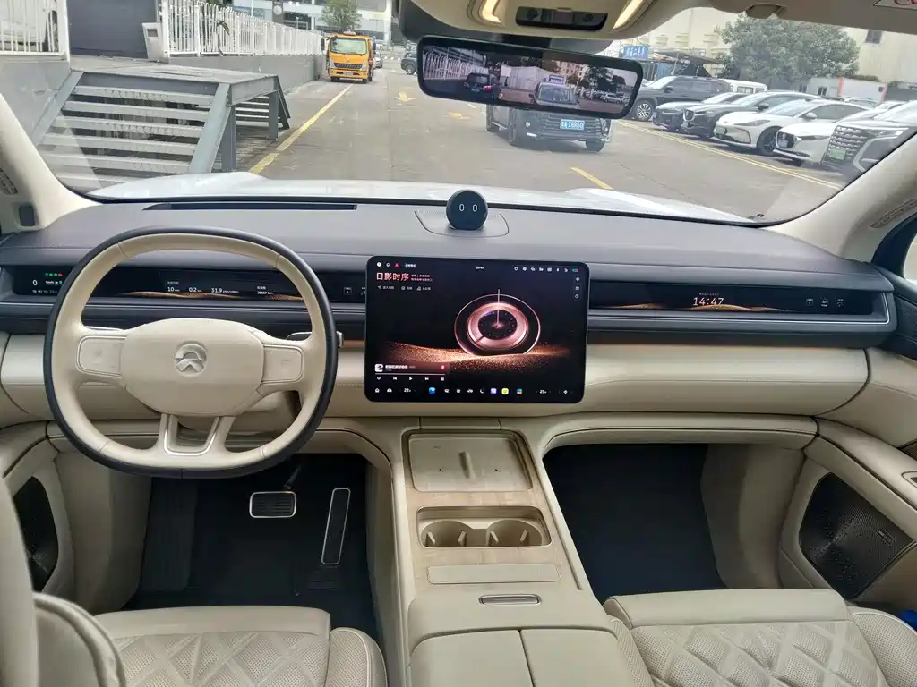 NIO ES8 — миниатюра 12