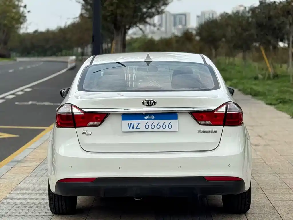 Kia K3 — миниатюра 11