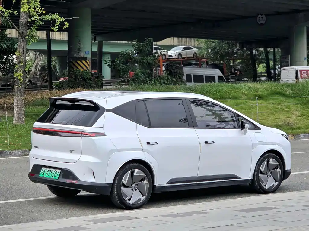 Hycan Z03 — миниатюра 5